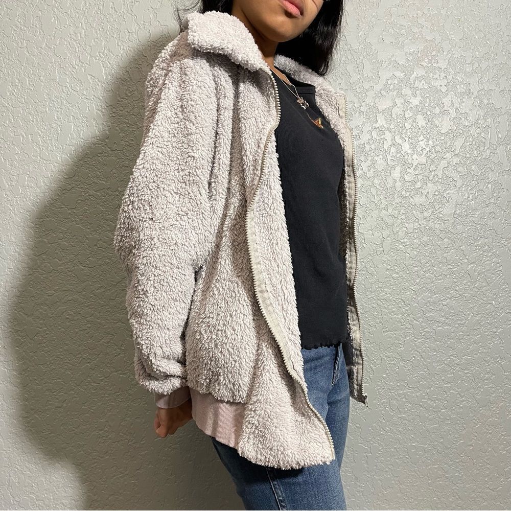 Fuzzy Teddy Jacket - Picture 13 of 13